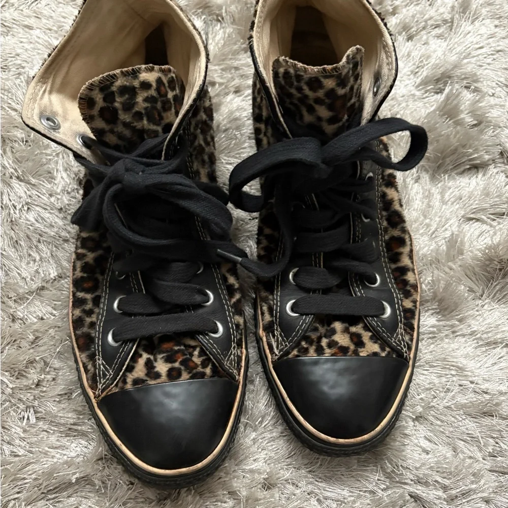 Converse faux fur leopard Print High-Top Sneakers - Picture 2 of 10